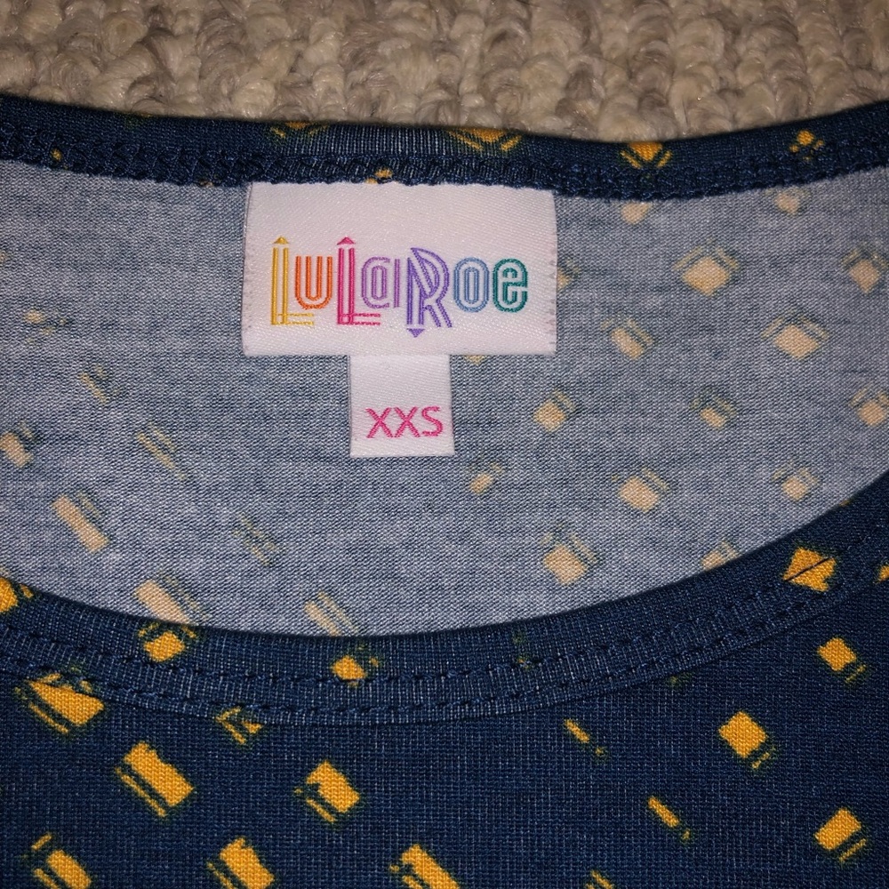 Fun patterned Irma! - Picture 2 of 3